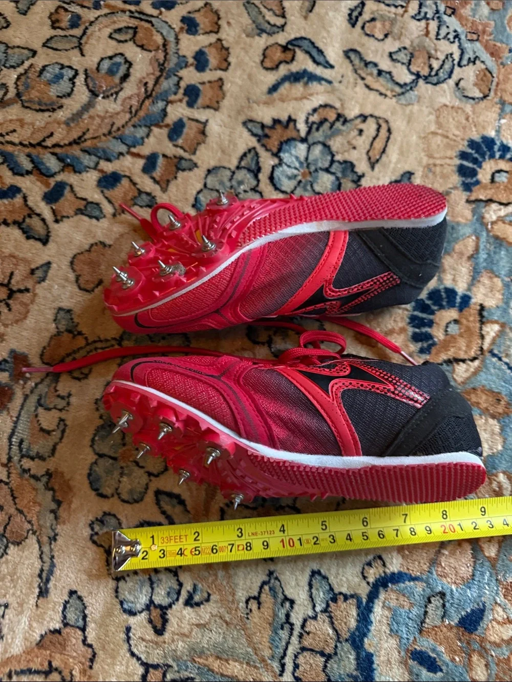 Kids Red Athletic Sneakers -is 3 track spikes ❤️🖤